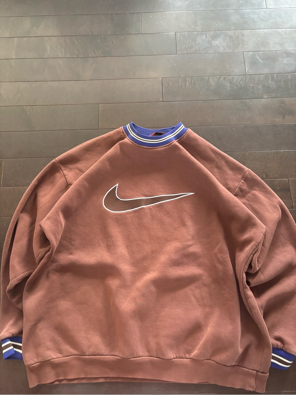 Vintage 90s Nike crew neck